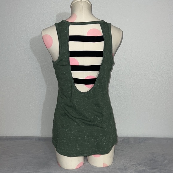 Victoria Secret / Victoria Sport heather green tank top small - Picture 2 of 3